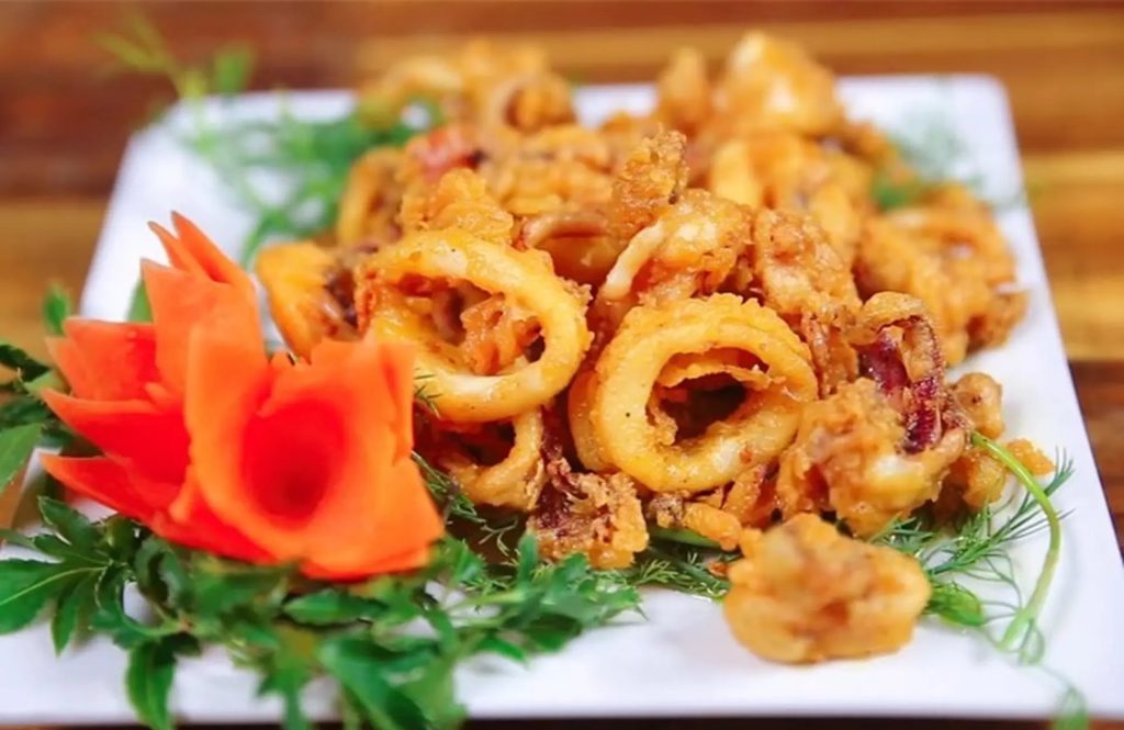 Mực chiên bơ tỏi