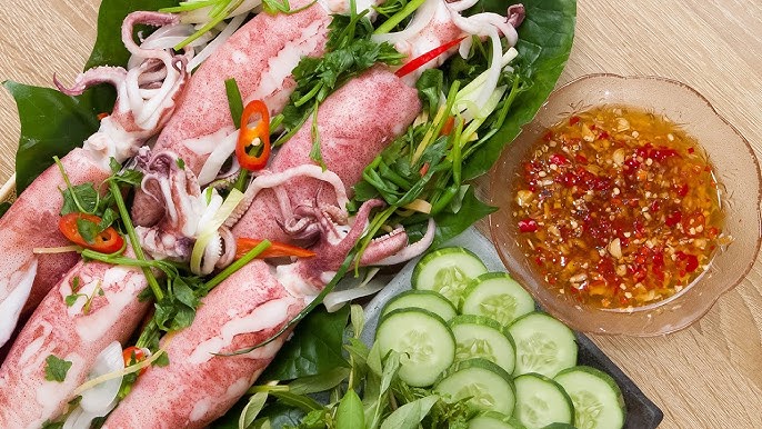 Steamed Squid with Onion and Ginger