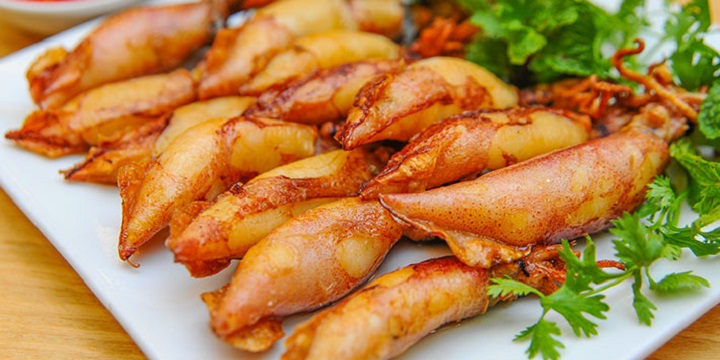 Grilled Squid with Salt and Chili